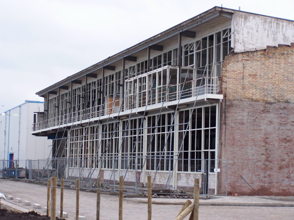 Gevel havenzijde, 2004