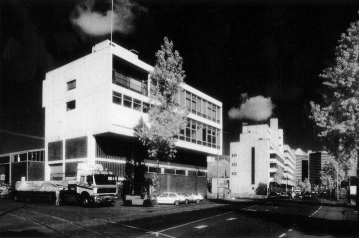 Kantoren en dienstwoningen Oranje Lijn, 1989